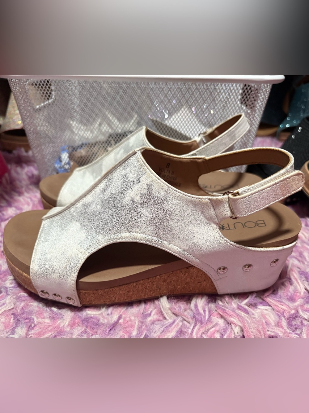 Corky’s  Metallic white Cork Wedge Sandals - Stylish Open-Toe Slingback SZ 8